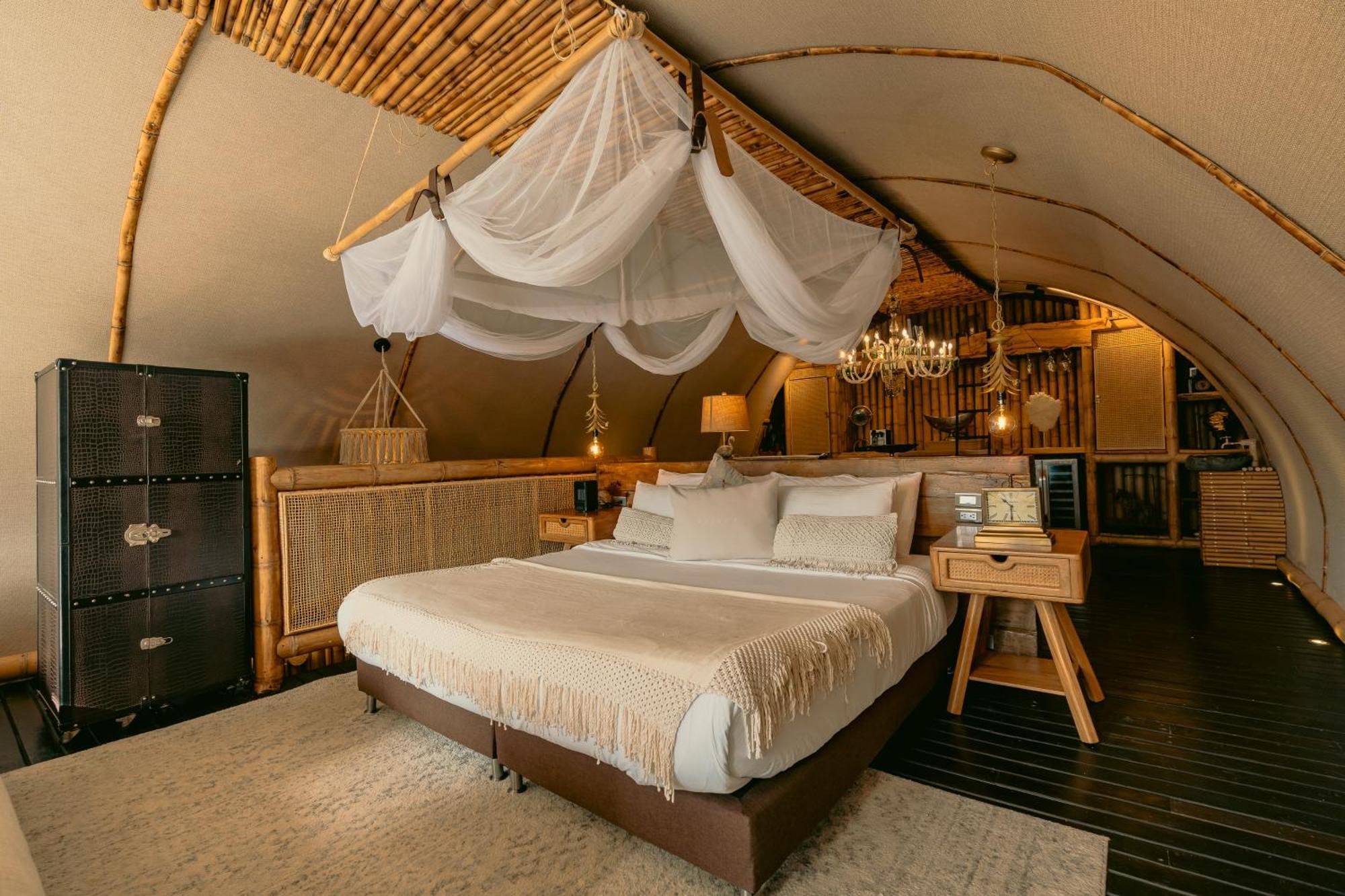 Atma Eco Village Hotel *
