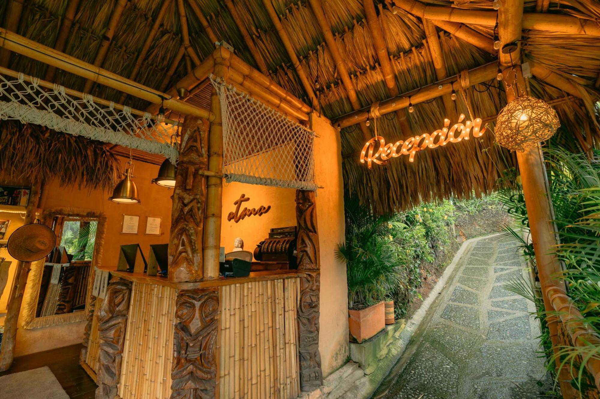 Atma Eco Village Hotel *
